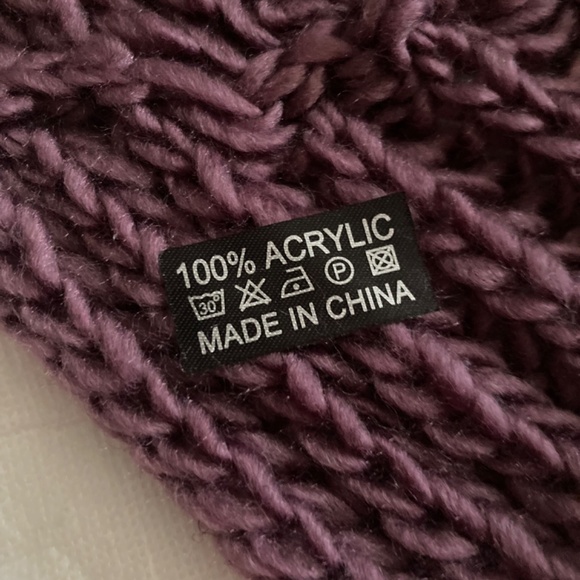 Loose knit chunky infinity scarf - Picture 5 of 5